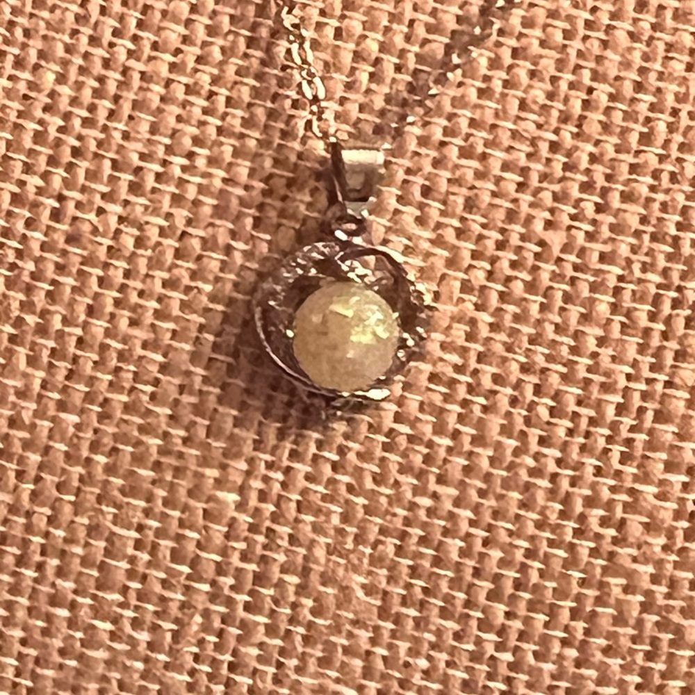 New faux opal and clear cz necklace silver tone chain 18”+2” - Picture 7 of 7